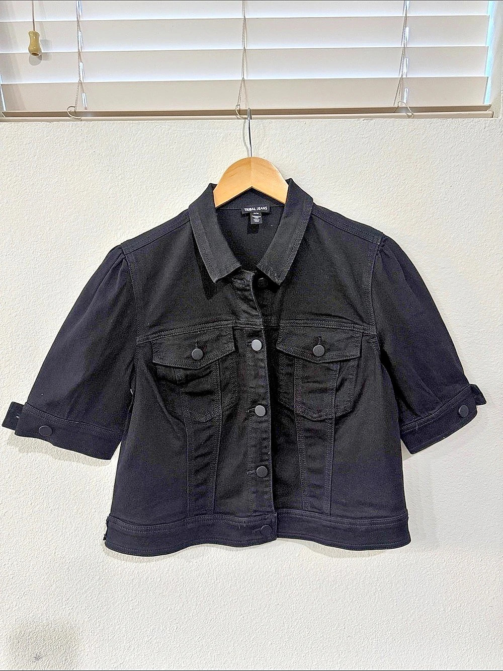 Tribal Jeans Short Sleeve Black Cropped Denim Jacket Black Size Medium